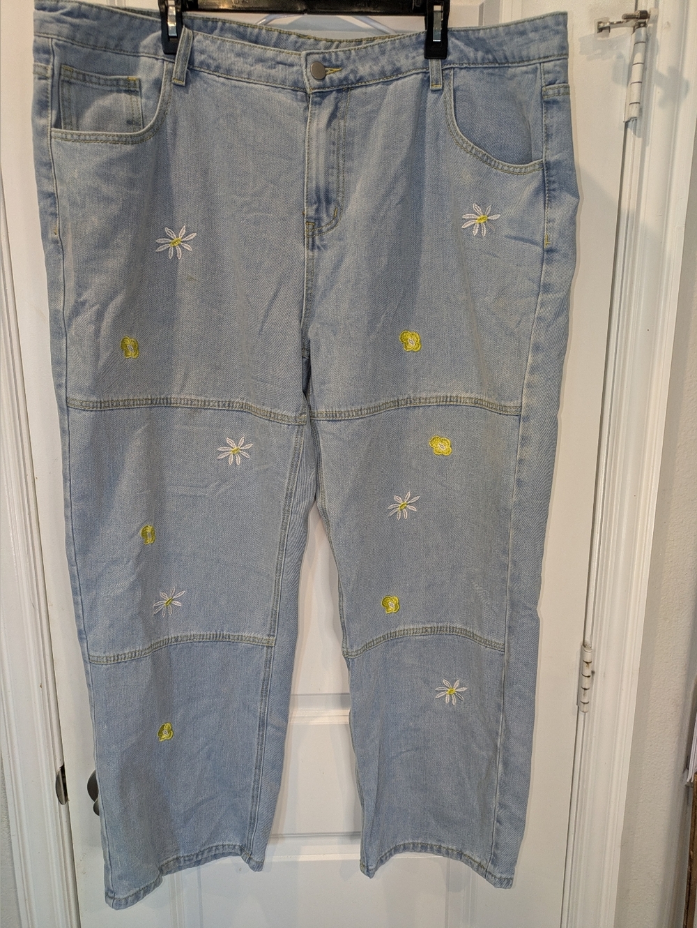 Manfinity 3XL Embroidered Floral Jeans Light Wash Wide Leg Cottagecore Plus Size